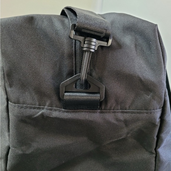 STIIIZY DUFFEL BAG brand new, limited edition holiday duffel bag 👌.        A420 - Picture 10 of 15